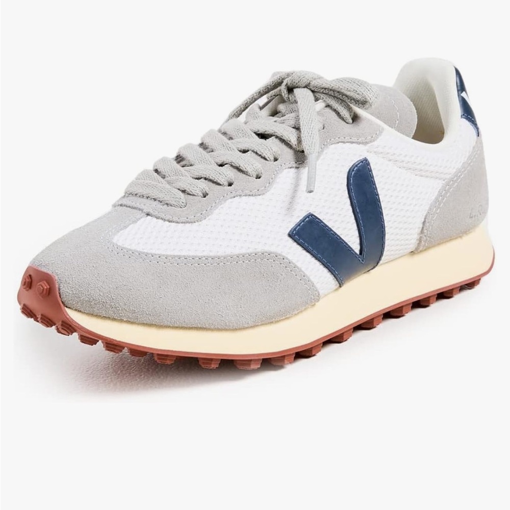 Veja women’s sneakers
